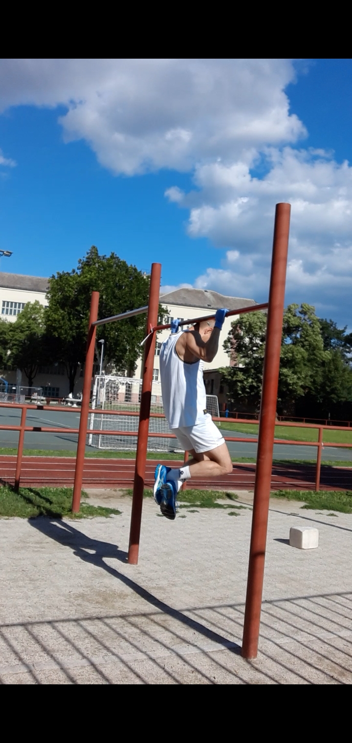 Screenshot_20200712-215901_Video Player