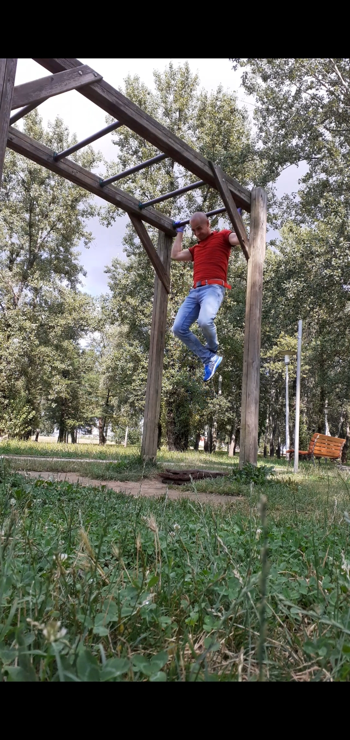 Screenshot_20200717-182353_Video Player